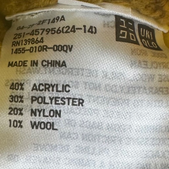 NEW Marni x Uniqlo Crop Sweater Pullover XS Yellow Gold Popcorn Knit Wool - Picture 5 of 5